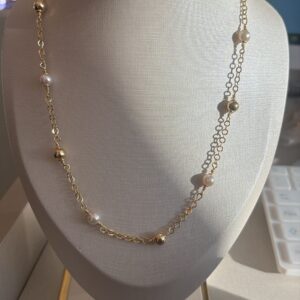 Colar Elos com Bolinhas e Pérolas 60cm