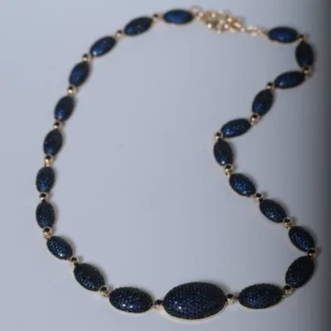 Colar Riviera Oval Cravejado Azul Safira