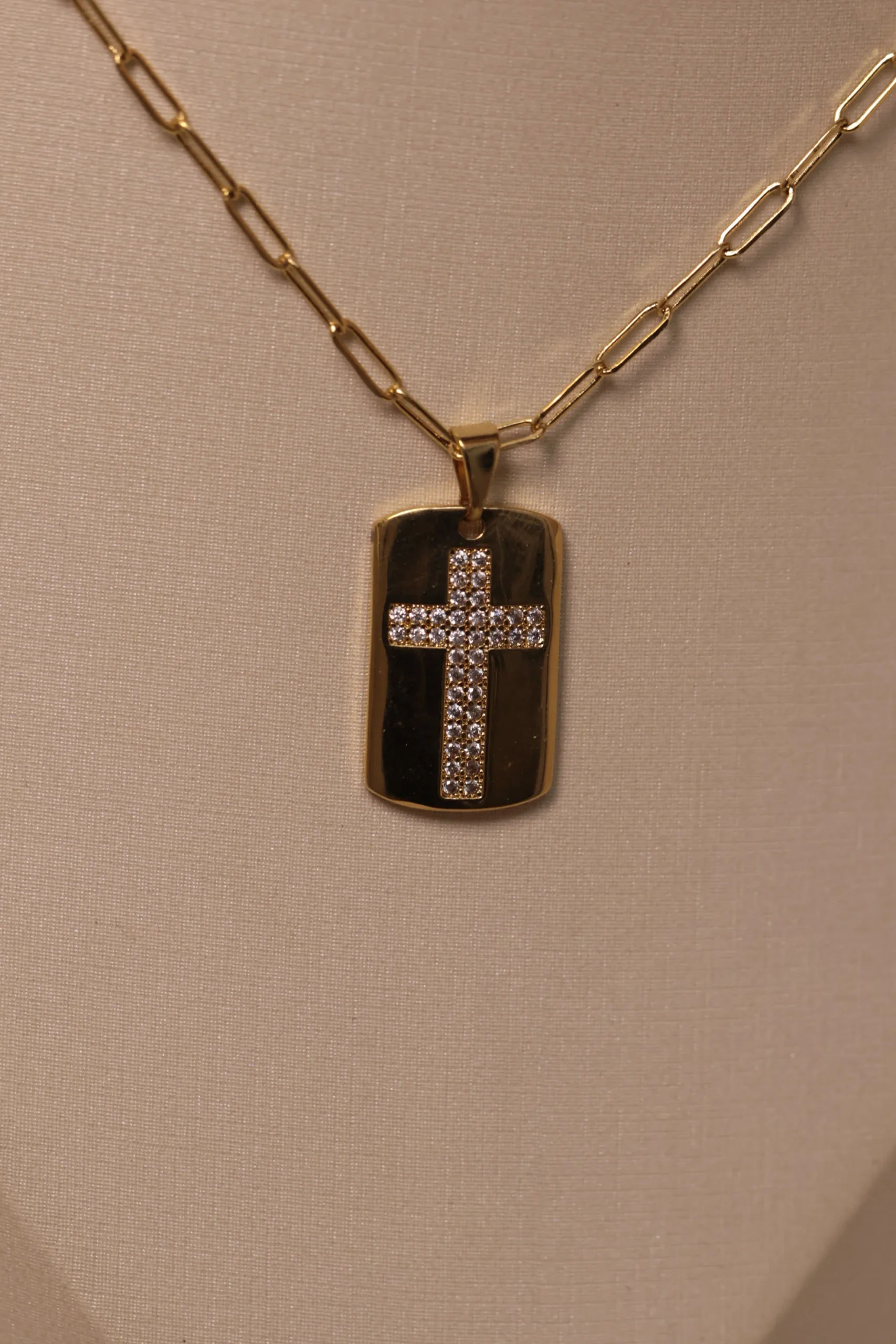 Colar Placa Cruz Cravejada 60cm - Imagem 4