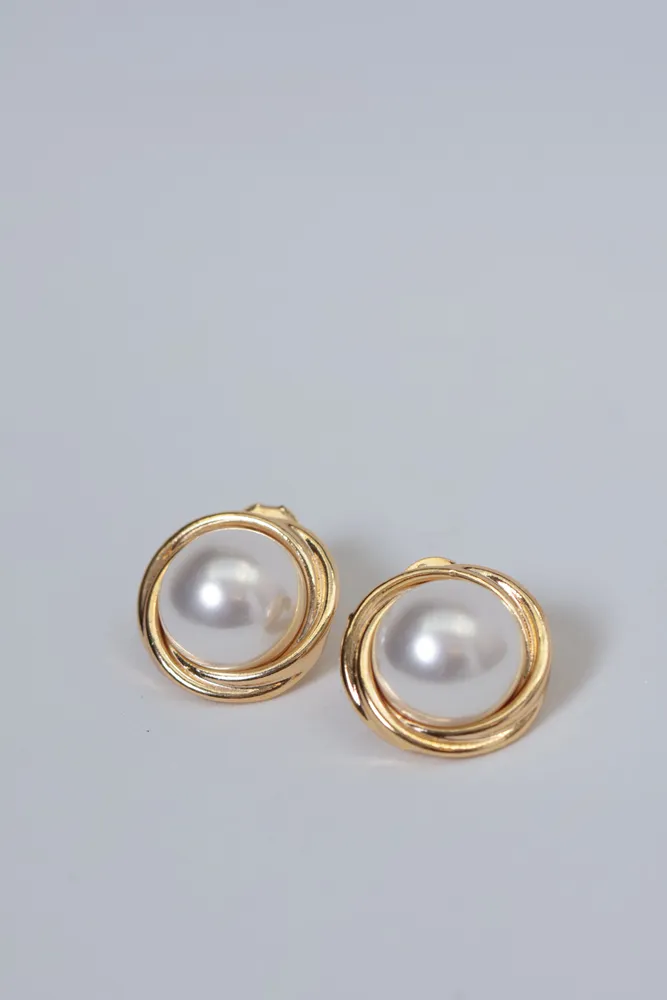 Brinco Pérola Clássica Dourada Elegance - Imagem 3