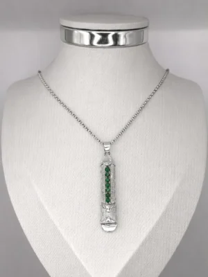 Mezuzah Prata 925 com 7 Esmeraldas Lapidadas
